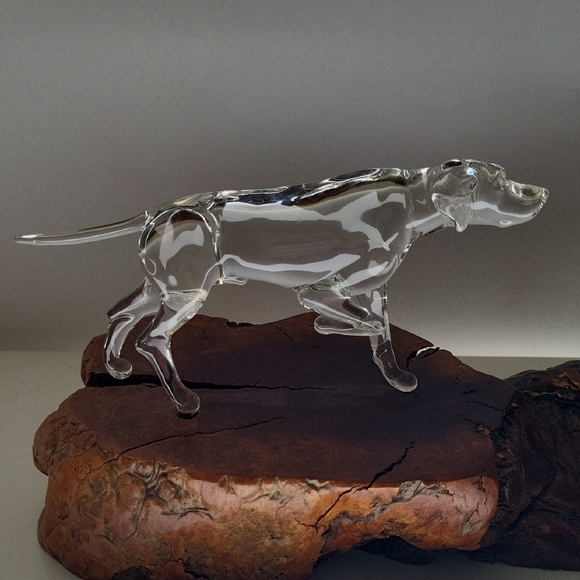 Glass Pointer Dog on Burl Wood Base - Picture 4 of 7